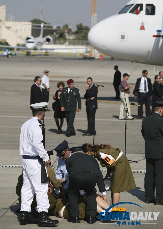 “八一”建軍節(jié)來臨 盤點各國“虛弱”大兵（組圖）