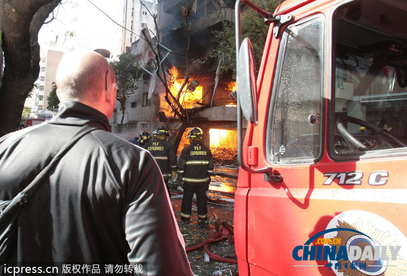 阿根廷居民樓發(fā)生強烈爆炸 已致8死60余傷（圖）