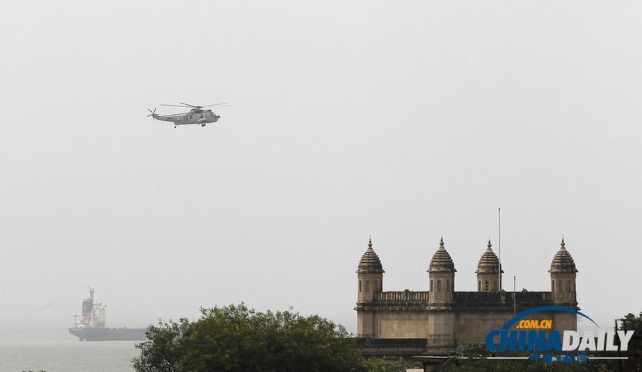 印度潛艇爆炸沉沒 18人受困數人死亡