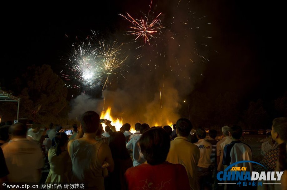 馬來西亞華裔迎“鬼節(jié)” 民眾“驚悚”狂歡（高清組圖）