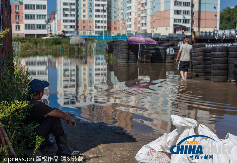 俄羅斯阿穆爾河水位上漲 城市進(jìn)入緊急狀態(tài)（高清組圖）