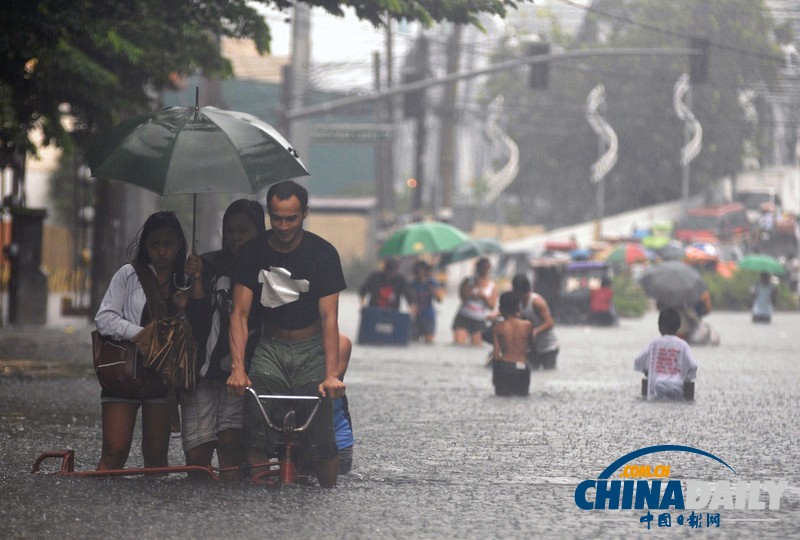 菲律賓連日暴雨導(dǎo)致洪水泛濫 造成7人死亡