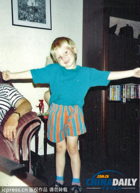 英國唯一變性拳擊手 身材火辣身手狠(圖)