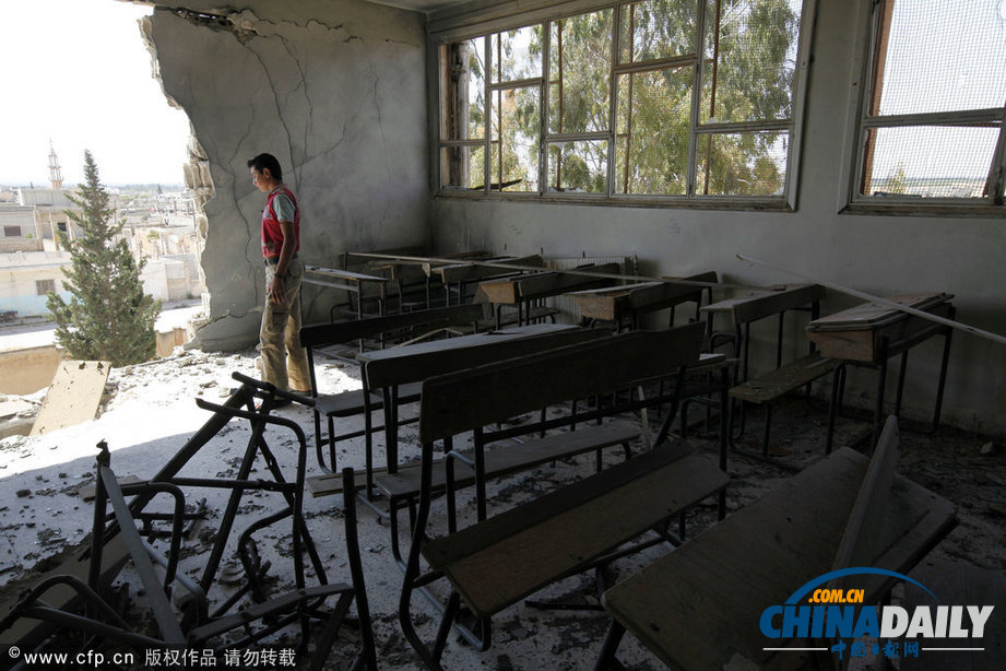 廢墟、馬路 上學之夢如此美好如此奢侈(組圖)