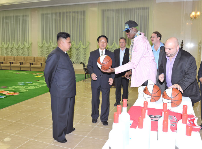 金正恩宴請美前籃球明星羅德曼 并邀其隨時(shí)訪朝