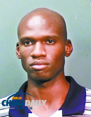 美國(guó)海軍大樓槍擊案被斃槍手曾在海軍服役(圖)