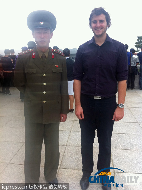 英24歲男子游遍世界196國 成最年輕環(huán)游世界者