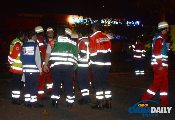 德國餐館發生劫持事件 槍手綁架十余人與警察對峙(組圖)