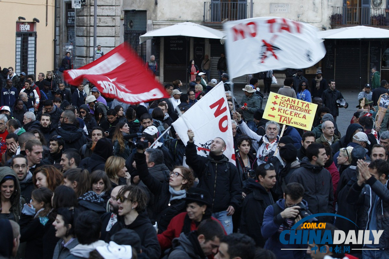 意大利環保者抗議高速列車計劃 與警方激烈沖突