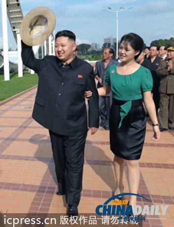 好夫妻日:看各國(guó)政要夫婦秀恩愛