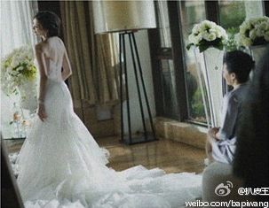 林志玲低調(diào)試婚紗