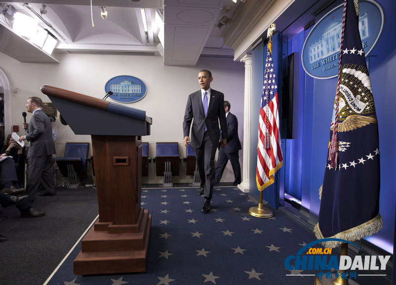 奧巴馬舉行年終新聞發布會 笑容滿面心情不錯