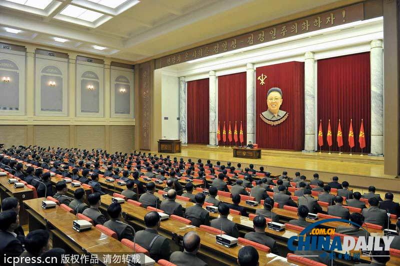 金正恩親自表彰朝軍水產(chǎn)部門有功人員 崔龍海宣讀政令
