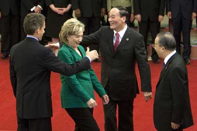 希拉里在中美戰(zhàn)略與經濟對話開幕式上的講話