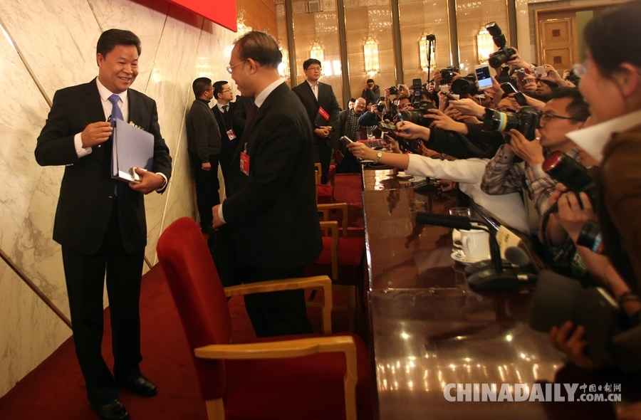 全國政協十二屆三次會議舉行新聞發布會