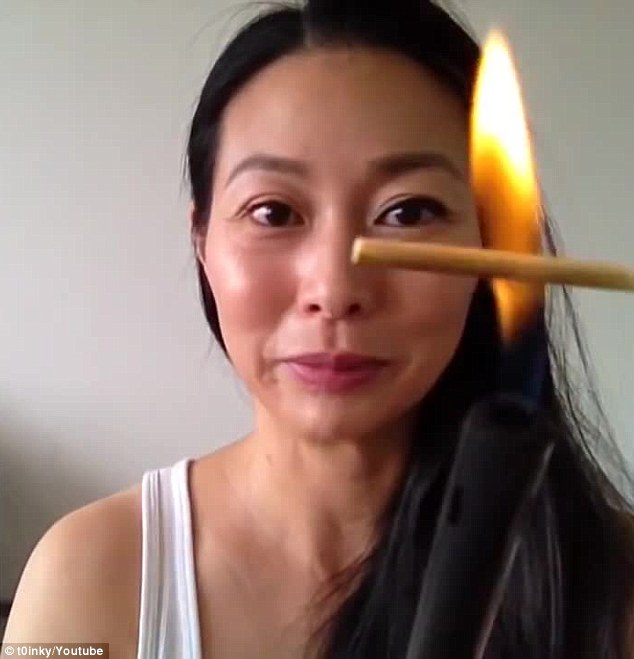 吸唇、蠟筆妝、火燒發(fā)梢……2015國(guó)外女性奇葩化妝術(shù)盤(pán)點(diǎn)
