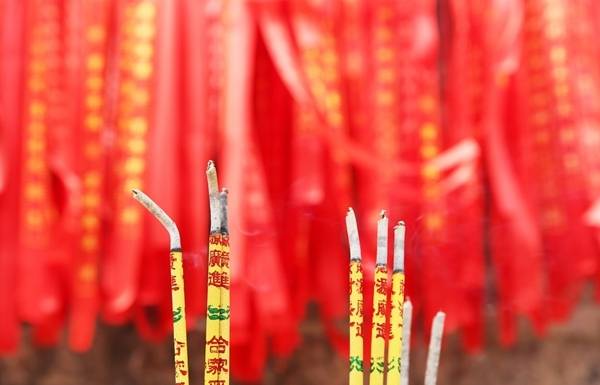 貪官們犯的那些事兒，用英文咋說？