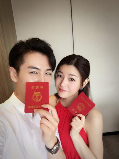 霍建華結(jié)婚！陳妍希領(lǐng)證！胡歌今年隨的份子錢有點(diǎn)多……