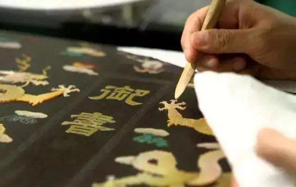 習近平特朗普同游故宮！那些讓特朗普驚嘆的殿、樓、齋，用英文怎么說？