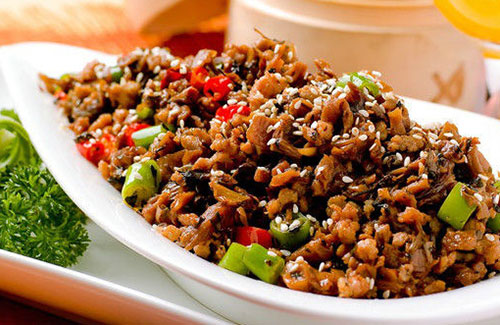 美國(guó)最火爆的中餐廳來(lái)中國(guó)開(kāi)店了，網(wǎng)友：你們真的想好了嗎？