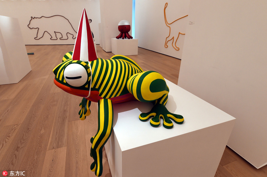 “大黃鴨之父”霍夫曼首次亞洲開展 大河馬月球兔胖猴子都來(lái)了（組圖）