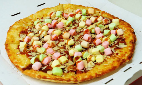 日本必勝客推出棉花糖批薩(圖)