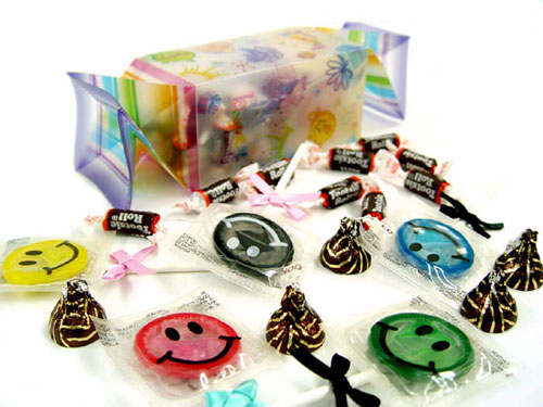 Have you ever seen such cute condoms?