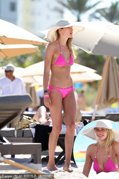 Star Tracks in March: Miley Cyrus