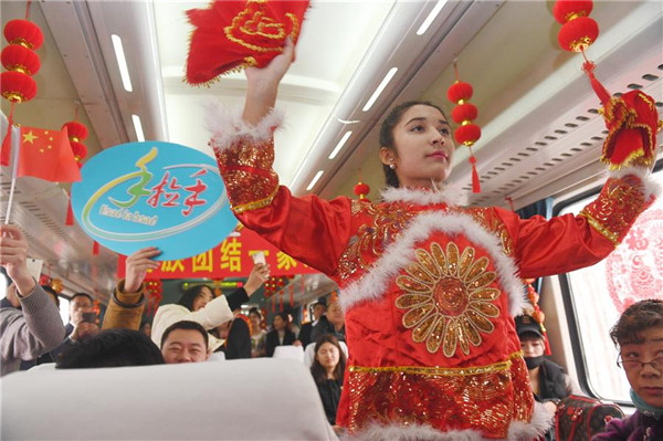 Spring Festival Gala on T302 train