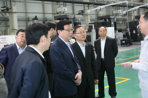 Li Wei conducts survey in Tianjin