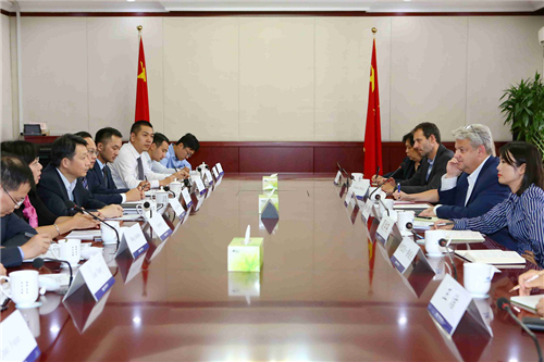 DRC Vice-President meets Schneider Electric Senior Vice President