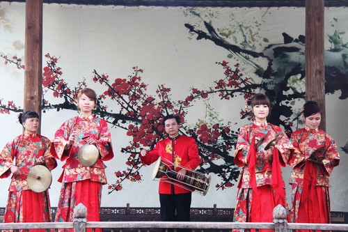 兔年的年味：水榭戲臺的演出