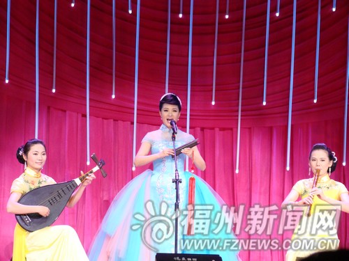 兩岸青年藝術家放歌海峽論壇　雷佳唱響復興之歌