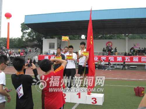 榕城高校運動會接連開幕　場上比體力場下拼創意