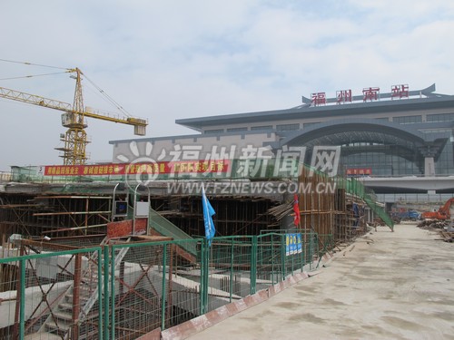 地鐵火車南站站西段主體4月完工 15個站點已圍擋