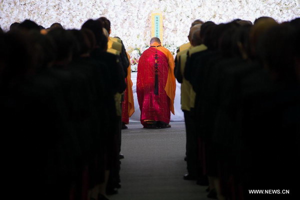 Public memorial ceremony held for Taiwan plane crash victims