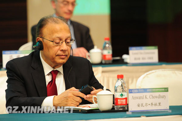 全球人居環(huán)境論壇主席、聯(lián)合國(guó)前副秘書(shū)長(zhǎng)和高級(jí)代表安瓦爾•喬杜里