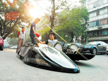 Hunan University undergraduates develop energy-efficient racing car