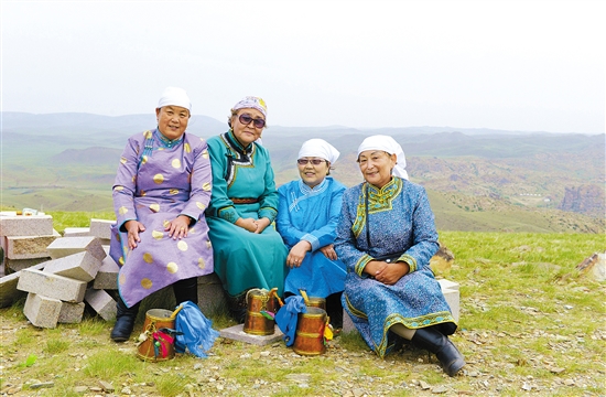 Photographs celebrate Inner Mongolia’s 70th anniversary