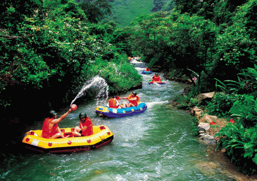 Rafting in Qingyuan