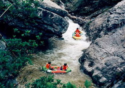 Rafting in Qingyuan