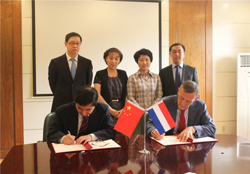 Sun Zhaohua meets with president of Wageningen University