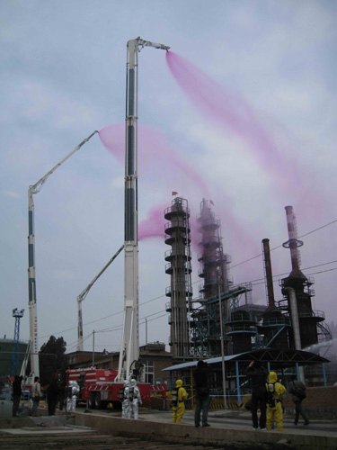 濟(jì)南市舉行應(yīng)急救援實(shí)戰(zhàn)演習(xí)