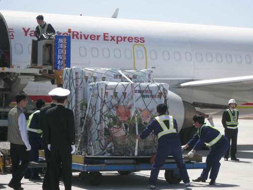 臺灣梅花鹿、長鬃山羊正式入住威海劉公島