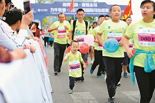 Annual marathon takes place in Taiyuan