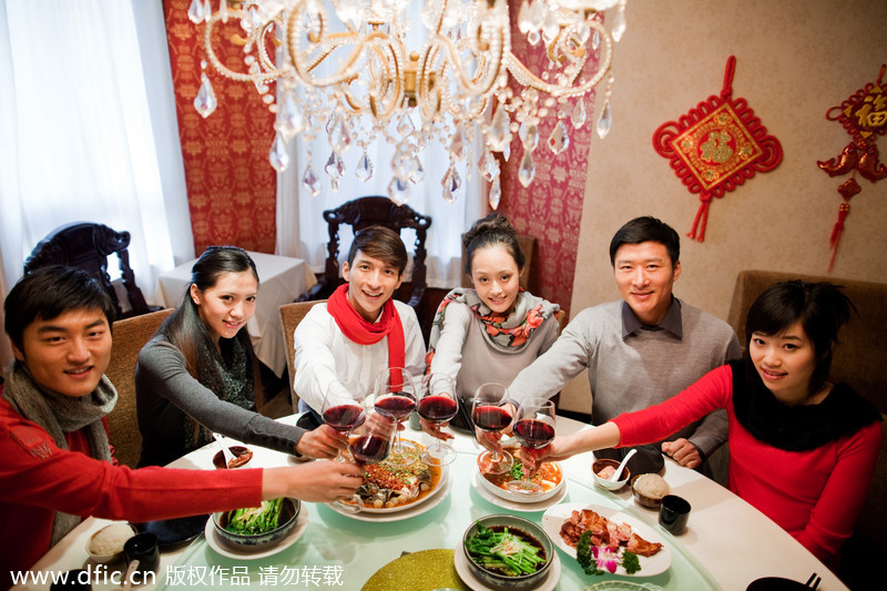 【老外博報】中國社交禮儀的9大禁忌