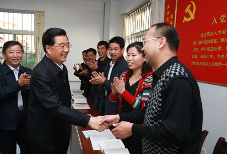 President Hu makes inspection tour in Shandong Province