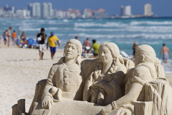 Environmental activists demonstrate in Cancun