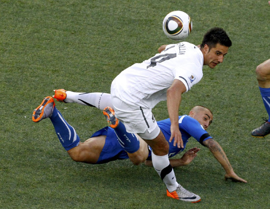 Cannavaro under pressure as stakes rise