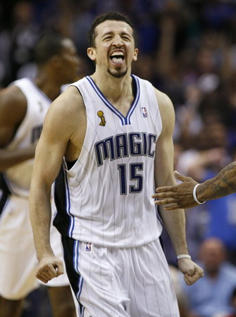 Lakers take 3-1 lead over Magic in NBA finals